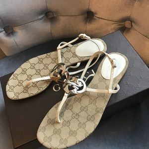 Beautiful authentic Gucci worn once!!